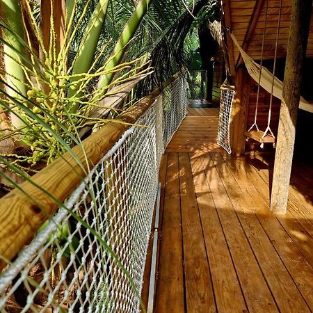 Pura Vida Lodge Cabane Perchee Sainte-Rose Buitenkant foto