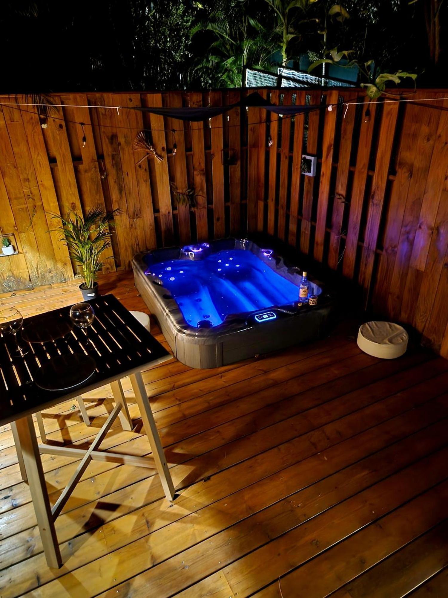 Pura Vida Lodge Cabane Perchee Sainte-Rose Kamer foto